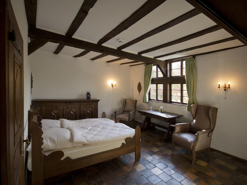 Hotel & Restaurant Gut Hungenbach Kurten Room photo
