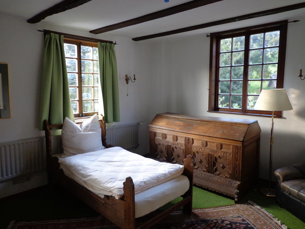 Hotel & Restaurant Gut Hungenbach Kurten Room photo