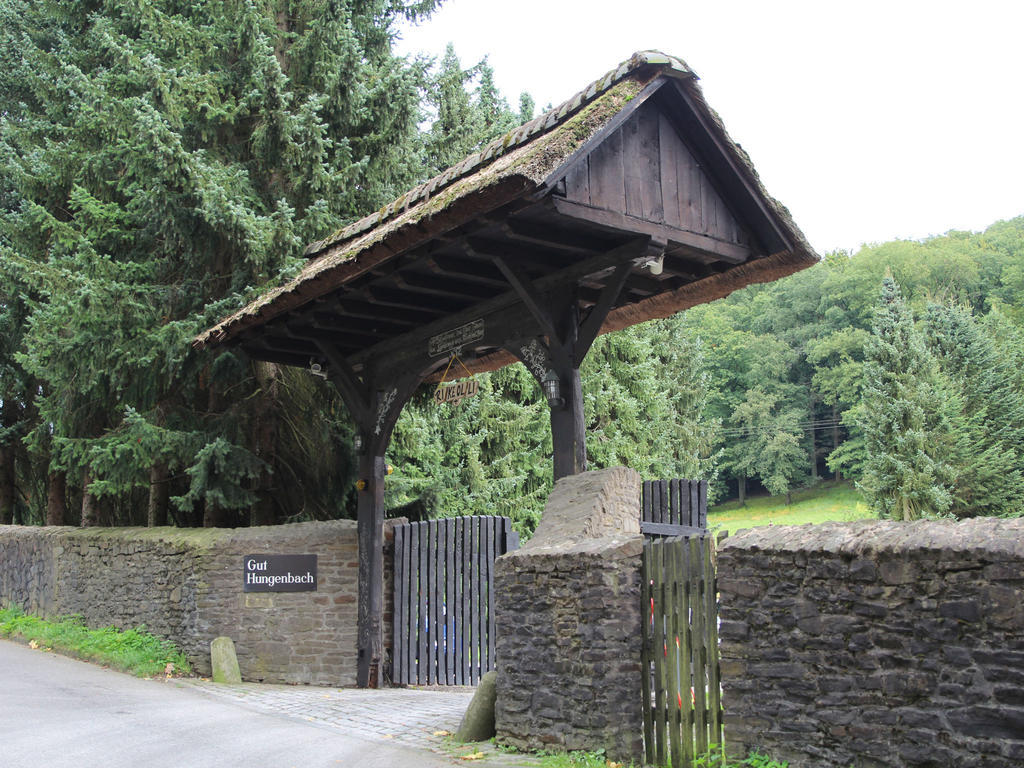 Hotel & Restaurant Gut Hungenbach Kurten Exterior photo